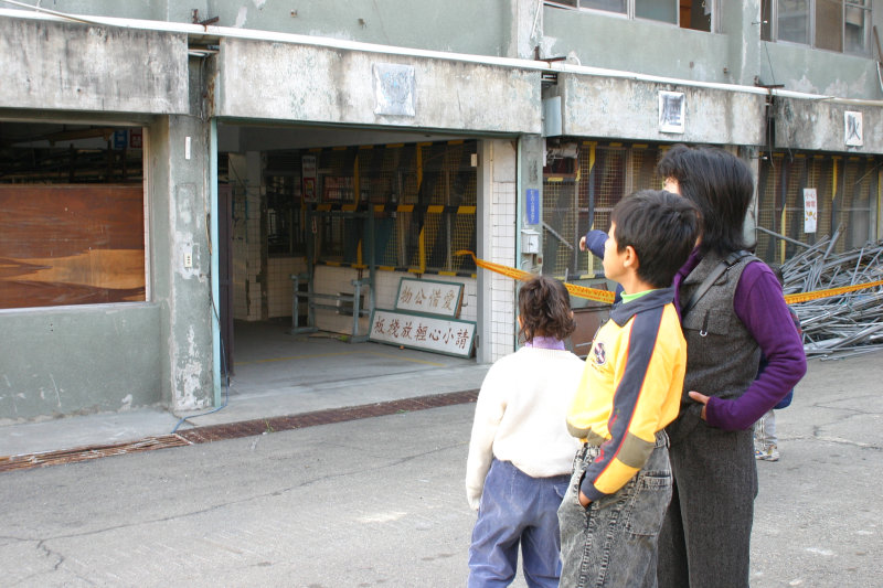 台中復興路酒廠(TADA)導覽2005-01-16台中20號倉庫藝術特區藝術村